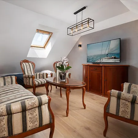 Roza Baltyku - Apartamenty I Pokoje B Debki Exterior photo